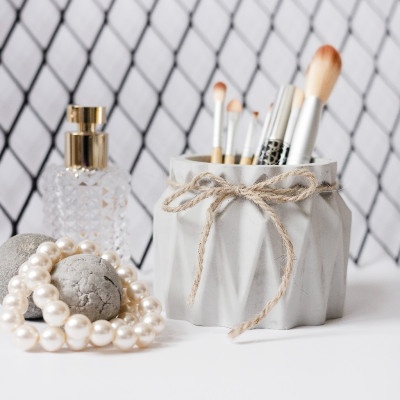 Ваза декоративная из гипса Серый 