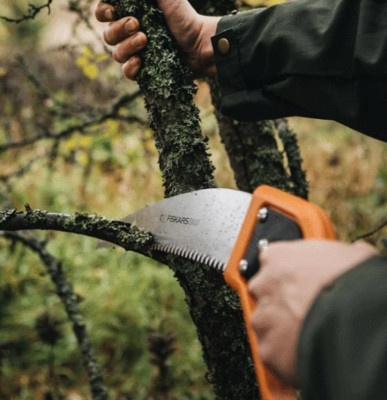 Садовые инструменты:Пила садовая Fiskars SW37  Садовые инструменты:Пила садовая Fiskars SW37