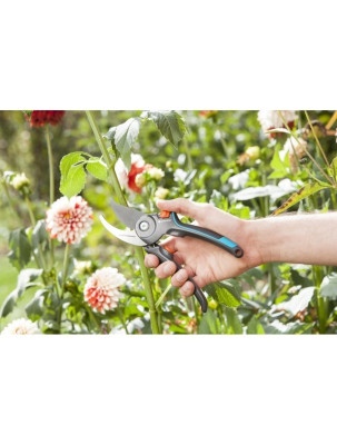 Садовые инструменты:Секатор Gardena B/M (08904-20.000.00) 