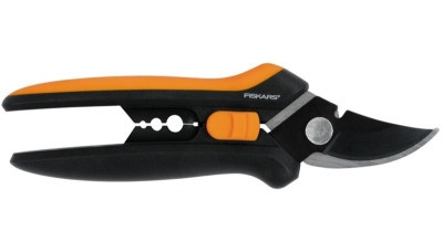 Садовые инструменты:Секатор Fiskars Solid SP14 