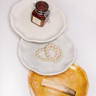 Декоративная тарелка Белая 